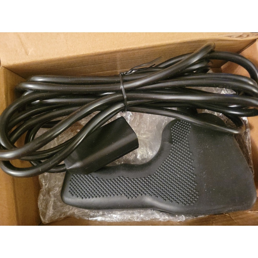 83665 Hand Held Plug-In Truck‎ Winch Remote Controller with Ergonomic Grip